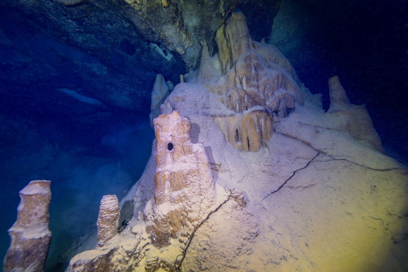 Hatay'da denize daldılar, büyülendiler - Resim: 14