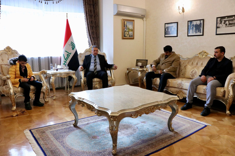 IŞİD'den kurtarılan çocuk ailesine kavuştu - Resim : 2