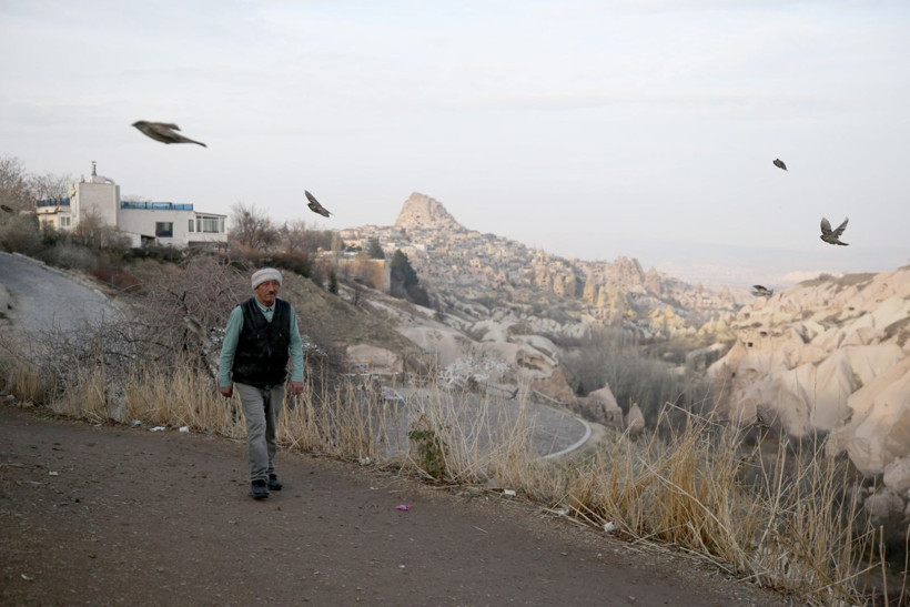 Ortaokul mezunu, 9 dil biliyor! Kapadokya’yı dünyaya o tanıtıyor - Resim: 11