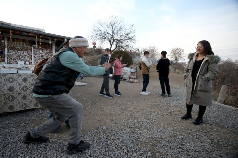 Ortaokul mezunu, 9 dil biliyor! Kapadokya’yı dünyaya o tanıtıyor - Resim: 19