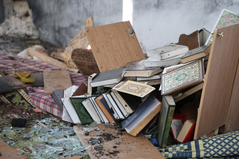 Suriye'de camiye bombalı saldırı: Çok sayıda ölü ve yaralı var - Resim: 3