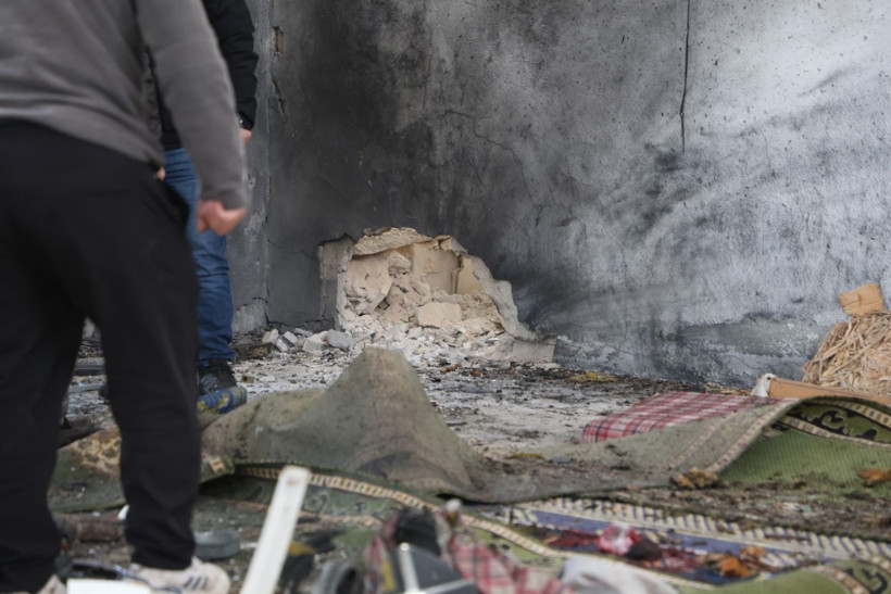 Suriye'de camiye bombalı saldırı: Çok sayıda ölü ve yaralı var - Resim: 6