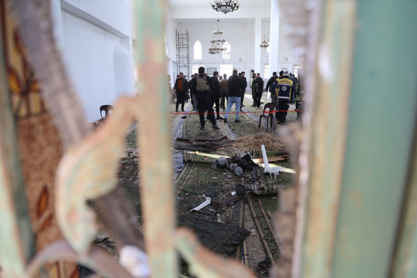 Suriye'de camiye bombalı saldırı: Çok sayıda ölü ve yaralı var - Resim: 10