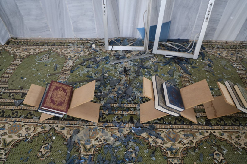 Suriye'de camiye bombalı saldırı: Çok sayıda ölü ve yaralı var - Resim: 13