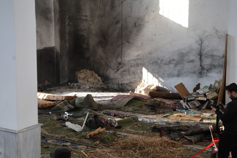Suriye'de camiye bombalı saldırı: Çok sayıda ölü ve yaralı var - Resim: 14