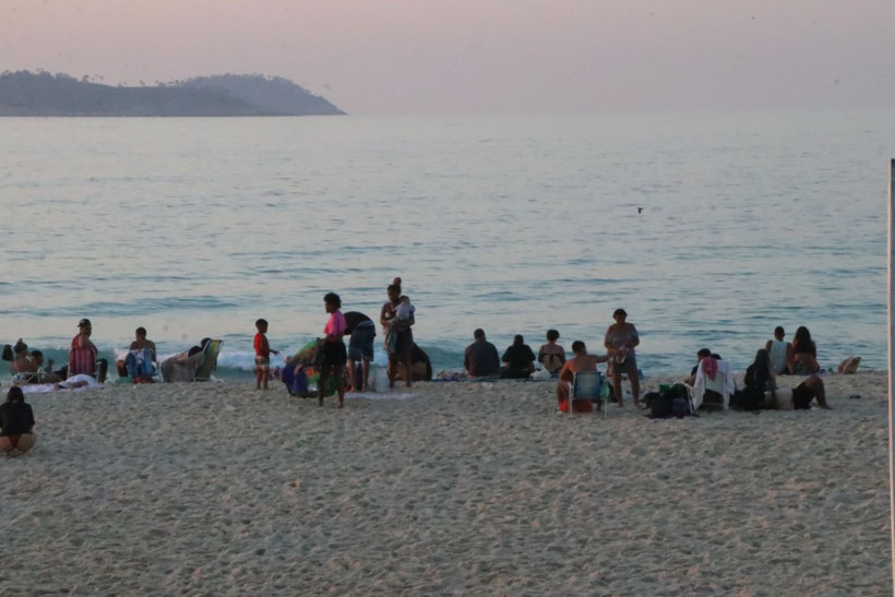 Brezilya plajlarında izdiham - Resim: 23