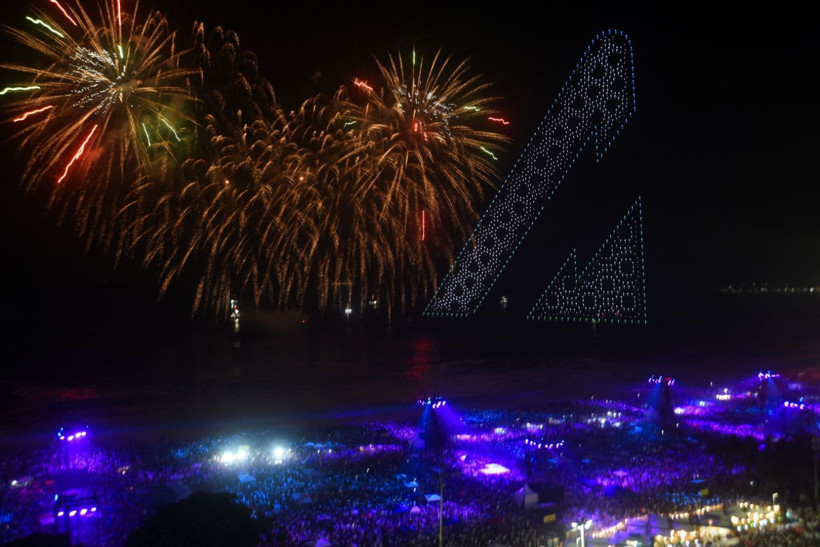 Dünya yeni yıla böyle girdi - Resim: 6