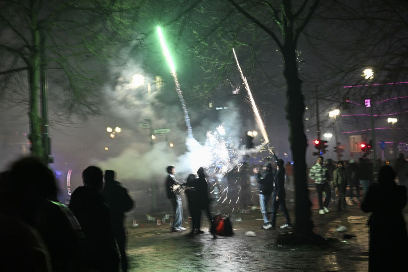 Dünya yeni yıla böyle girdi - Resim: 28