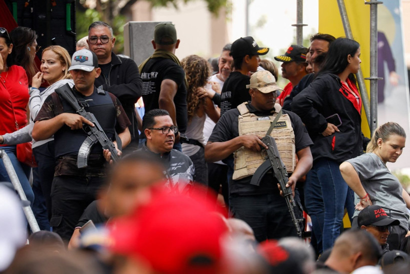 Venezuela'da binlerce kişi sokağa döküldü, ordu harekete geçti: Maduro'yu geri verin - Resim: 6