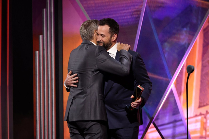 George Clooney ve Noah Wyle 30 yıl sonra ilk kez yan yana geldi - Resim: 6