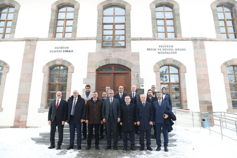 'Ağır hasarlı' diye kapatmışlardı: Sağlık Bakanı'nı g&ouml;t&uuml;rd&uuml;ler - Resim : 3