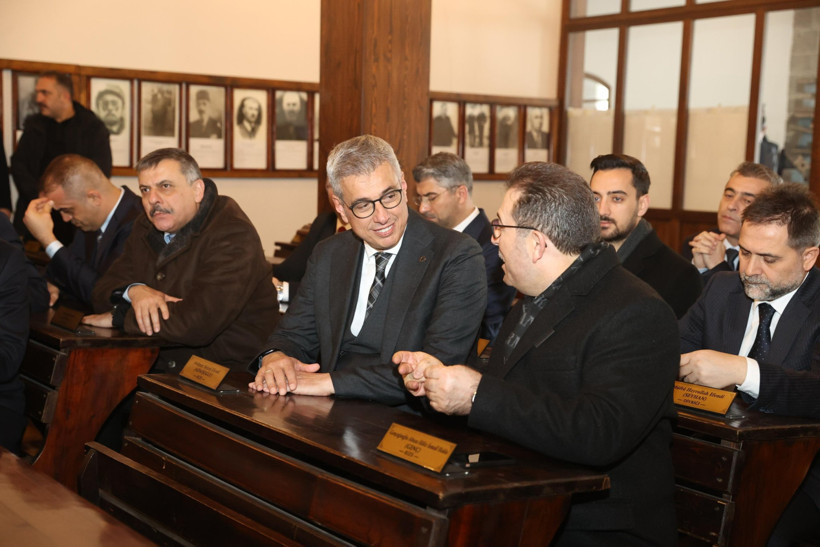 'Ağır hasarlı' diye kapatmışlardı: Sağlık Bakanı'nı g&ouml;t&uuml;rd&uuml;ler - Resim : 2