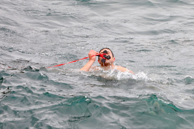 Bursa'da denizden haç çıkarma töreni - Resim: 2