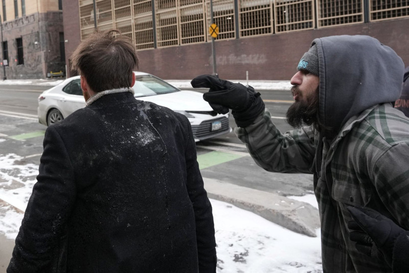 ABD'de tansiyon yüksek: Aşırı sağcı sosyal medya fenomenini gösteriden kovdular - Resim: 2