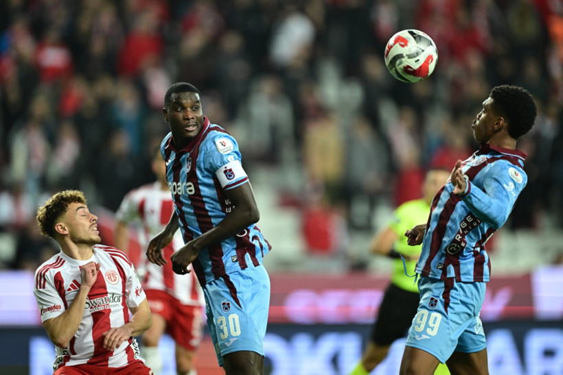 Antalya'da Onuachu Trabzon'u hem kurtardı hem yaktı: 1-1 - Resim : 1