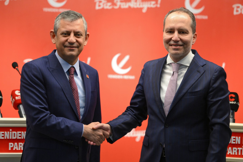 Özgür Özel, AKP'nin belediye başkanlarına yaptığı teklifleri açıkladı - Resim : 1