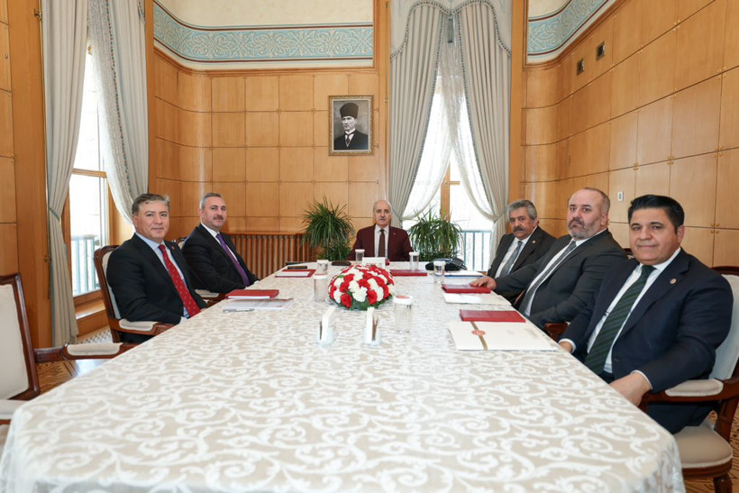 MHP'den Öcalan ve Demirtaş mesajları: 'Görüş ayrılığı yok, umut hakkında uzlaştık' - Resim : 1