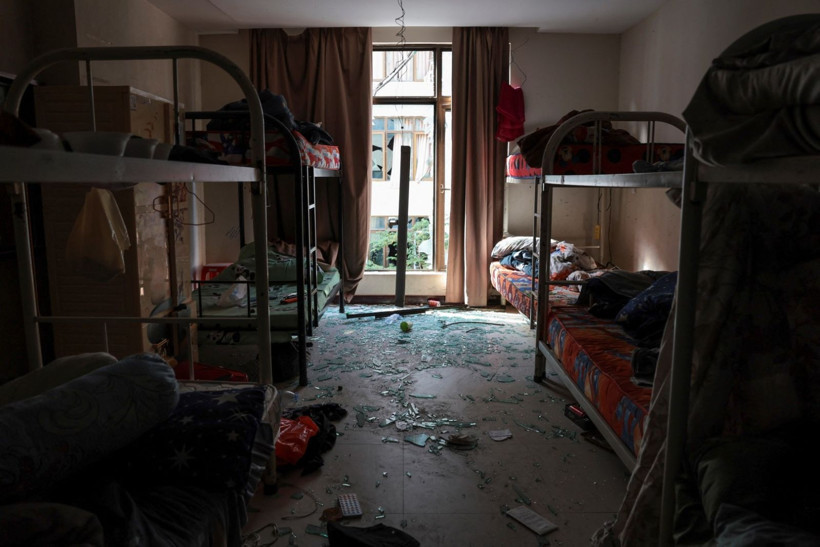 Bombalanan dolandırıcılık merkezinin içi ortaya çıktı: Her şeyin sahtesini yapmışlar! - Resim: 2