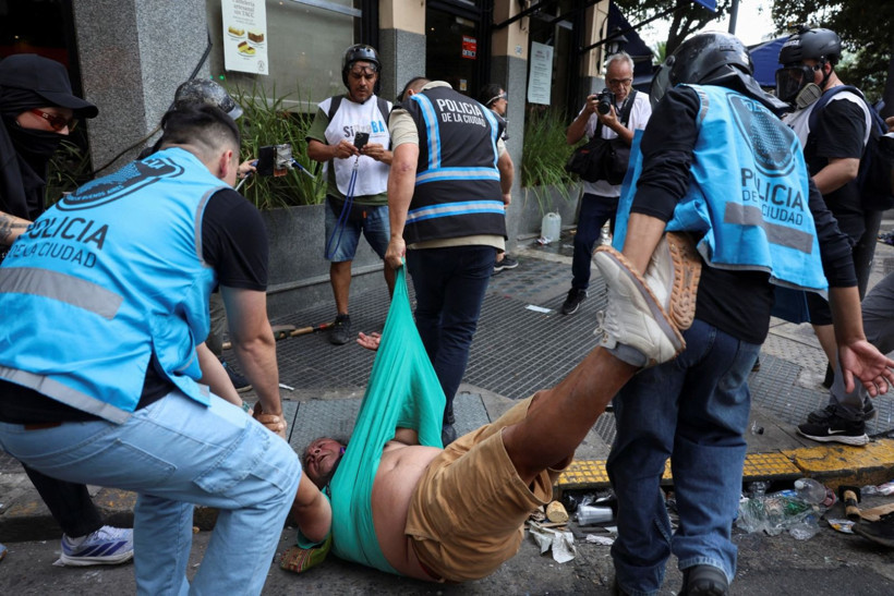 Deli başkanın 'çalışma reformu' kriz yarattı - Resim: 4