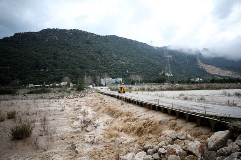 Önce kuraklık vurdu, şimdi de sağanak - Resim: 63