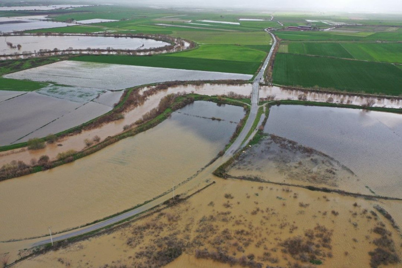 Önce kuraklık vurdu, şimdi de sağanak - Resim: 10