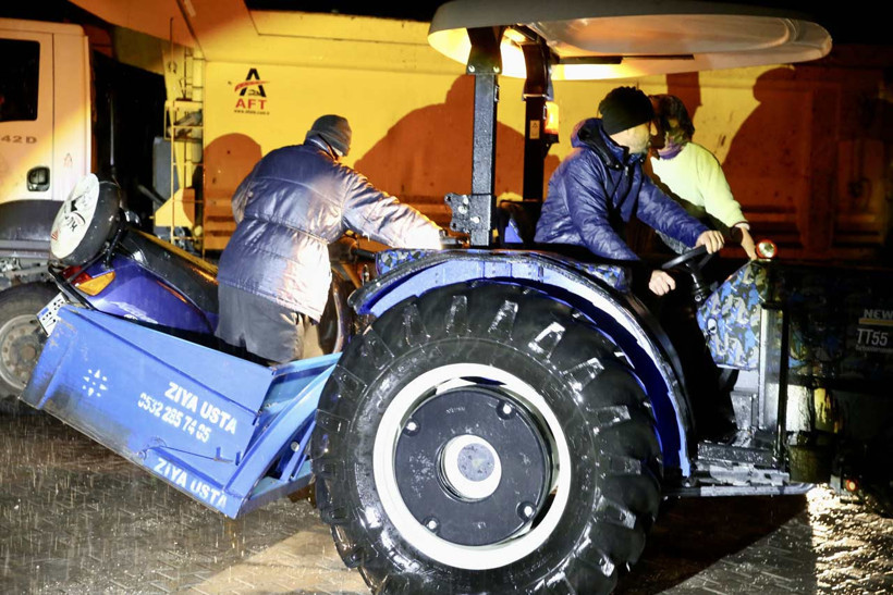 Aydın, Muğla, Antalya, Adana'da dereler taştı, evler boşaltıldı - Resim : 2