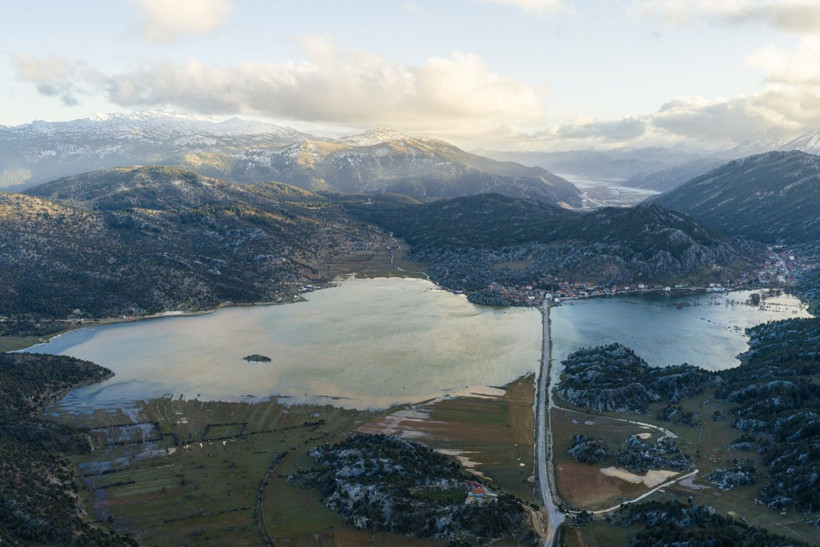 İki şehri birbirine bağlıyordu: Karayolu su yolu oldu - Resim: 17