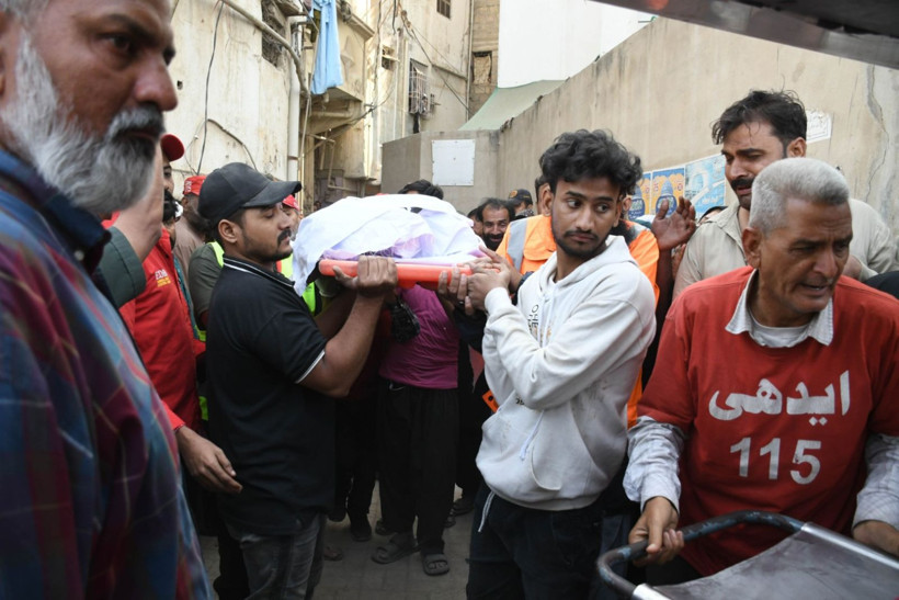 Apartmanda patlama: 4'ü çocuk çok sayıda kişi öldü - Resim: 1