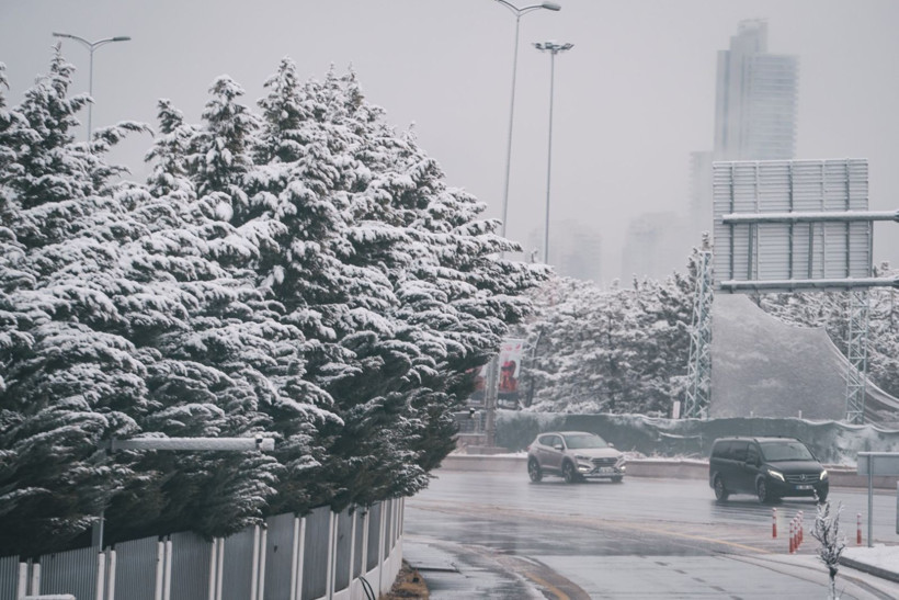 Ankara'da yağmur kara döndü, kent beyaza büründü - Resim: 10