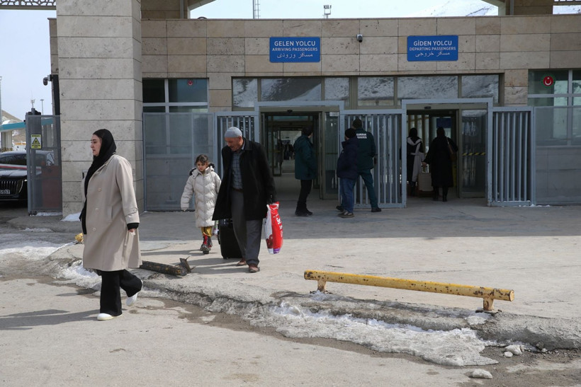 Gözlerin çevrildiği İran sınırı sakin - Resim: 9