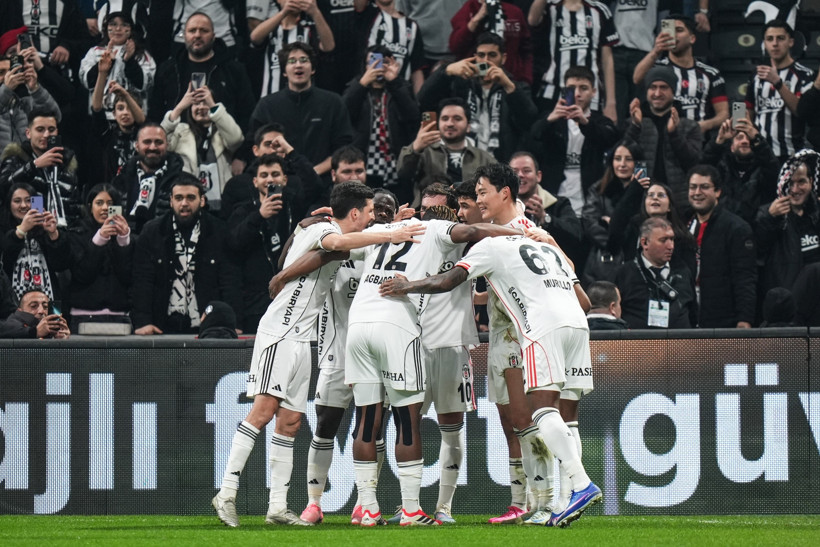 Beşiktaş Rizespor'u farklı geçti, kupada çeyrek finale yükseldi: 4-1 - Resim : 2