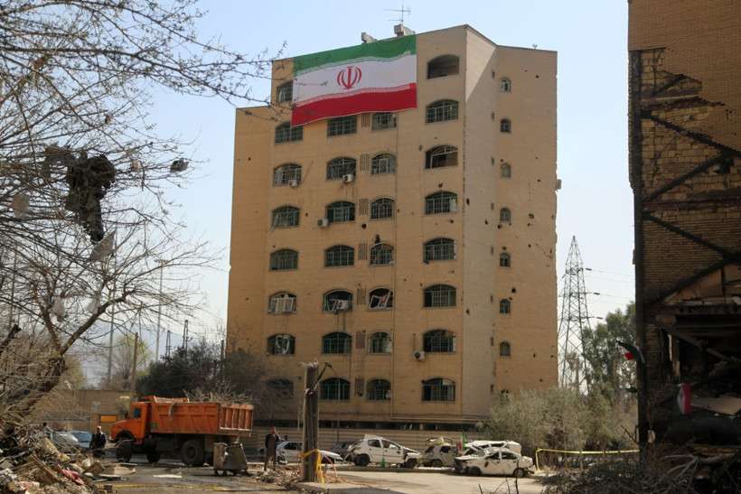 Asker ailelerinin yaşadığı evlere füze yağdı - Resim: 15