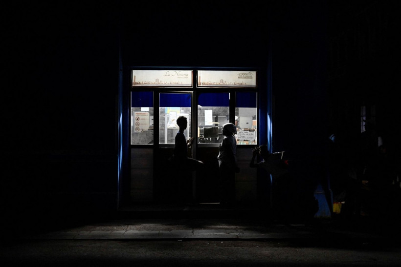 ABD'nin hedefindeki Küba karanlığa gömüldü - Resim: 7