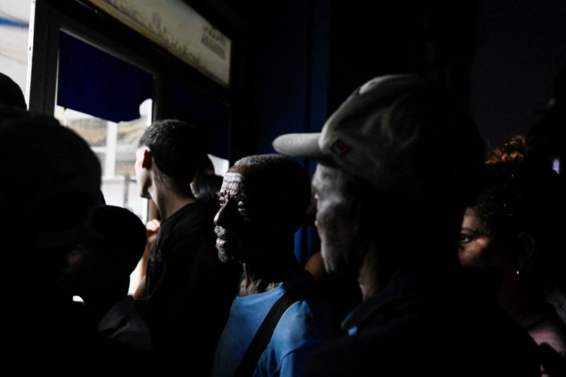 ABD'nin hedefindeki Küba karanlığa gömüldü - Resim: 8