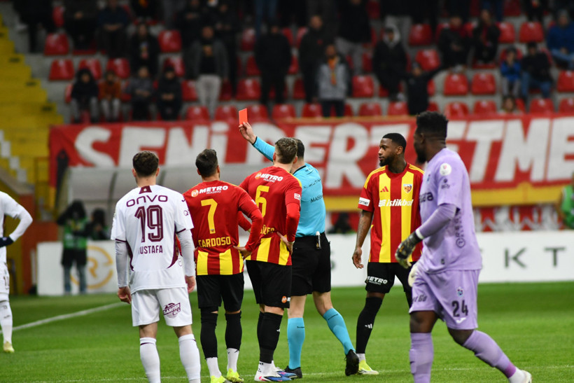 Trabzonspor, Kayserispor'u Onuachu ile geçti: 1-3 - Resim : 1