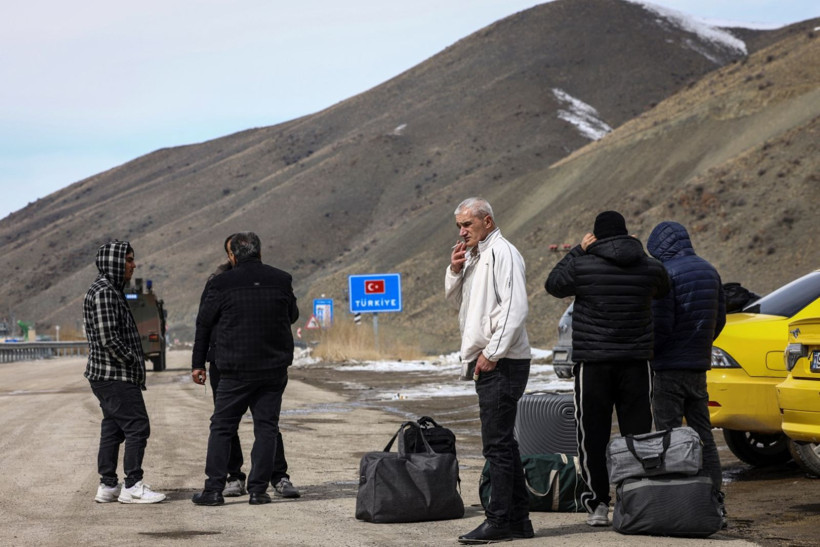 Reuters, İran-Türkiye sınırındaki hareketliliği görüntüledi - Resim: 13