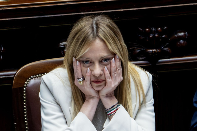 Meloni'nin Senato'daki hareketleri dikkat çekti - Resim: 2