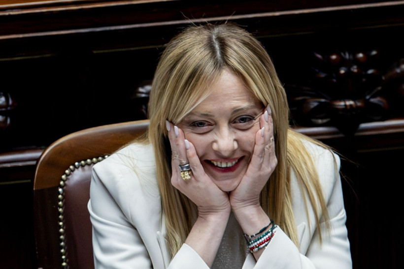 Meloni'nin Senato'daki hareketleri dikkat çekti - Resim: 3