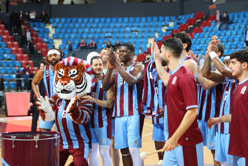 Trabzonspor, Manisa Basket'i son çeyrekte geçti: 96-92 - Resim : 1