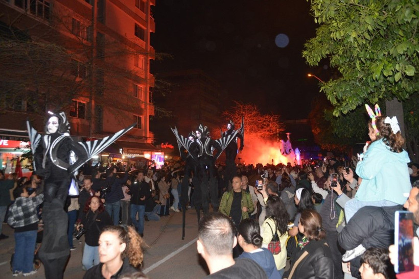 25’inci Uluslararası Adana Tiyatro Festivali'nden renkli görüntüler - Resim: 2