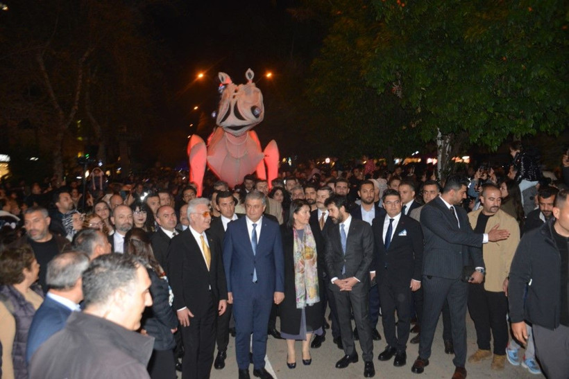 25’inci Uluslararası Adana Tiyatro Festivali'nden renkli görüntüler - Resim: 4