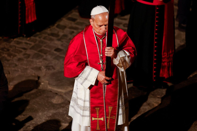 On yıllar sonra bir ilk: Papa tören boyunca taşıdı - Resim: 4