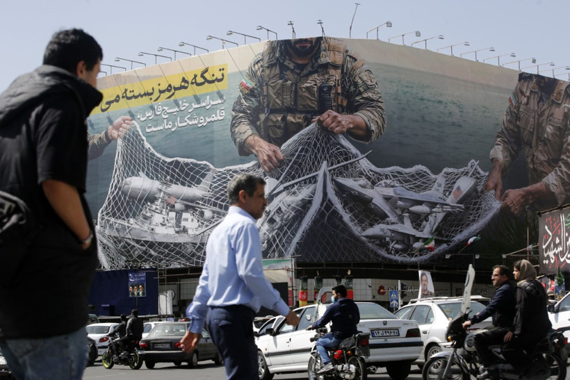 Trump ağzını bozdu, İran afişle yanıt verdi - Resim: 12