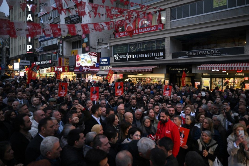 CHP’lilerden Ankara’da gözaltı protestosu - Resim: 6