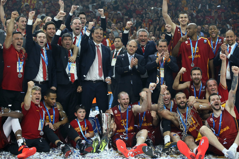 Galatasaray, Türk sporunda eşi görülmemiş başarıya imza attı - Resim : 2