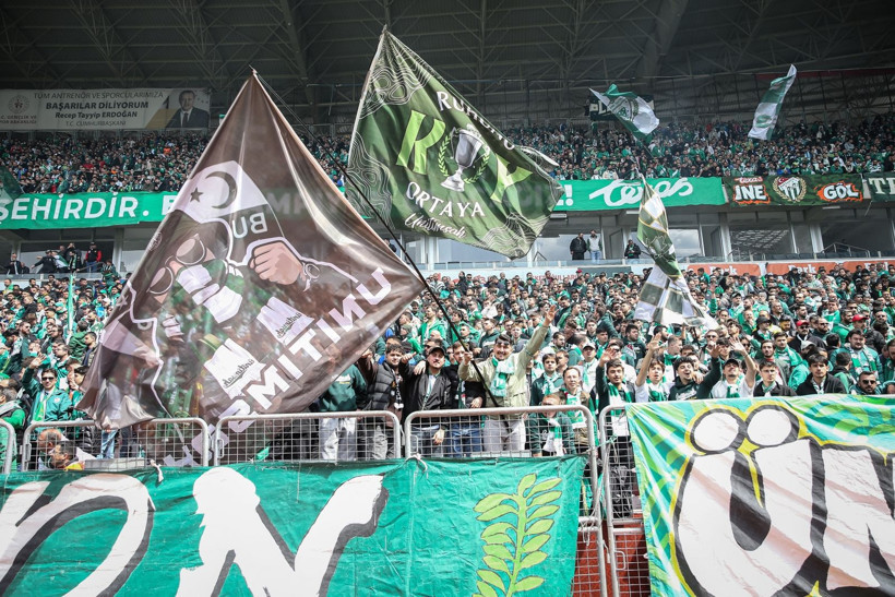 35 bin Bursasporlu bir şehri fethetti: Böyle deplasman görülmedi - Resim: 15