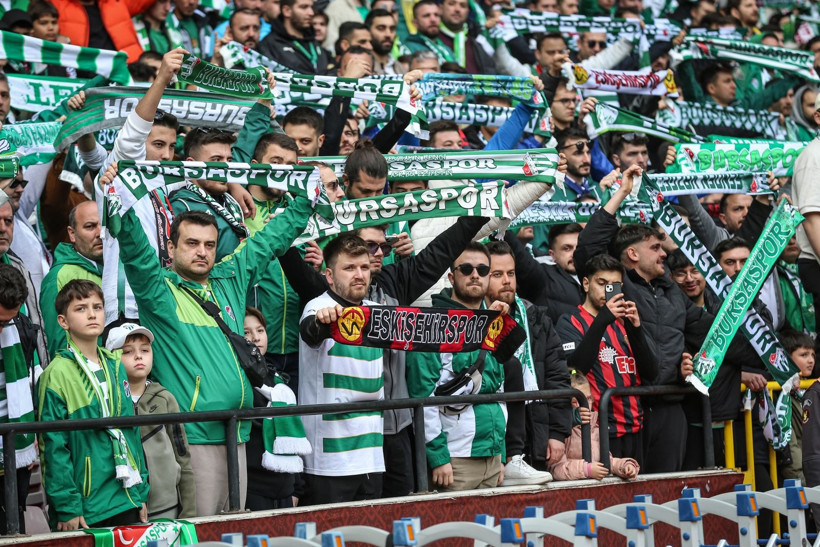 35 bin Bursasporlu bir şehri fethetti: Böyle deplasman görülmedi - Resim: 21