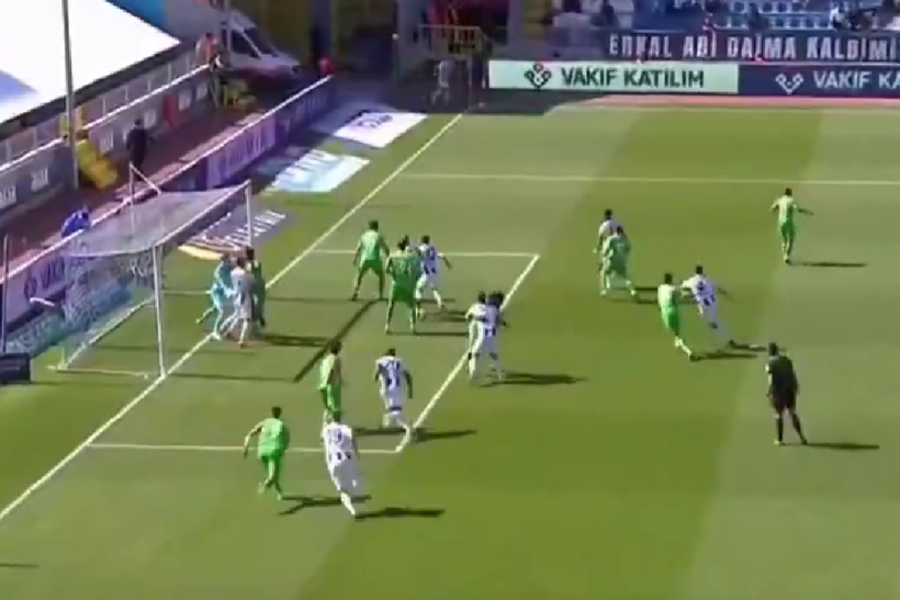 İrfan Can Kahveci'den akılalmaz gol: Kasımpaşa, Alanya'yı yıktı: 1-0 - Resim : 1