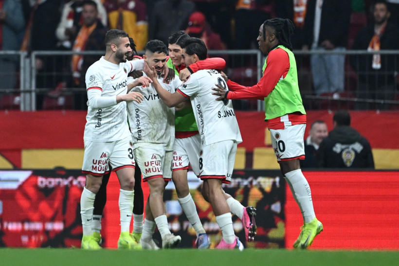 RAMS Park'ta kupaya veda! Galatasaray'a Volkan Demirel darbesi: 0-2 - Resim : 1