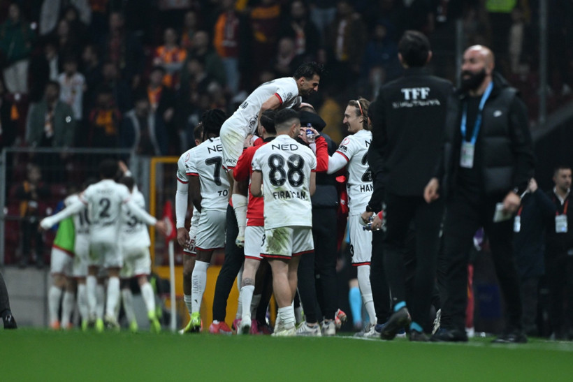 RAMS Park'ta kupaya veda! Galatasaray'a Volkan Demirel darbesi: 0-2 - Resim : 3